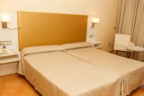 Hotel & Apartamentos Bahía Sur in San Fernando — foto 15