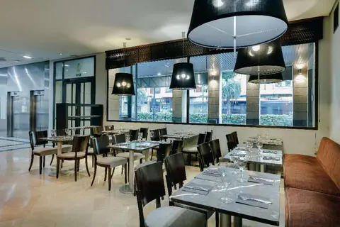 Hesperia Zaragoza Centro in Zaragoza — foto 9
