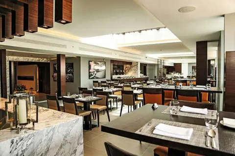 Millennium Hotel Doha in Doha — foto 7