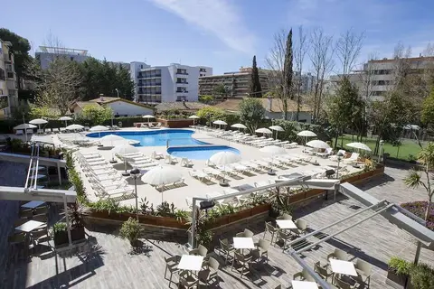Cye Holiday Centre in Salou — foto 11