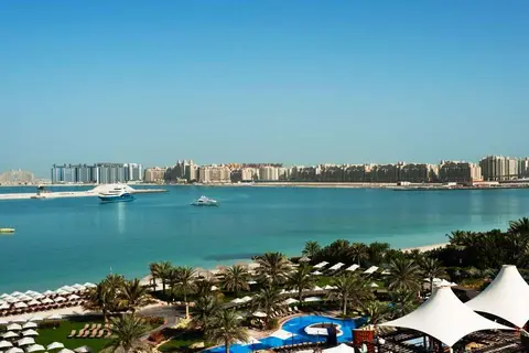 Le Meridien Mina Seyahi Beach Resort & Marina in دبي — foto 2