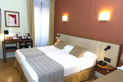 Hotel Los Condes in Madrid — foto 17