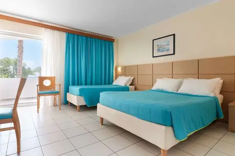 Kinetta Beach Resort & Spa in Κινέτα — foto 4