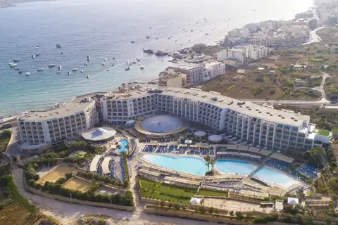 db Seabank Resort & Spa in Il-Mellieħa