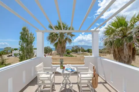 Glaronissi Beach in Saint Arsenius, foto 6