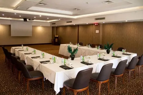 Teymur Continental Hotel & Convention Center in Şahinbey — foto 23