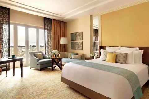 The Ritz-Carlton Dubai in Dubai — foto 17
