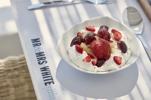 Mr & Mrs White Paros in Naoussa, foto 17