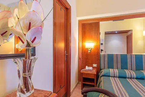 RH Hotel Lux in Rome, foto 18