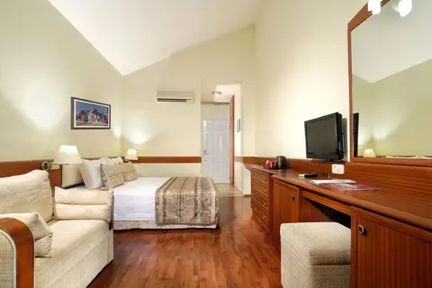 Club Belcekiz Beach Hotel in Fethiye — foto 17