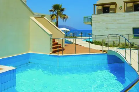 Grand Bay Beach Resort in Kolymbari — foto 30