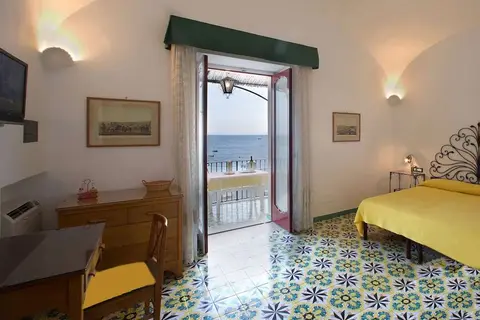 La Caravella Positano Residences in Positano — foto 11