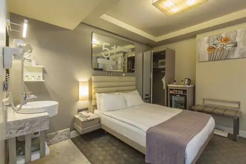 Ramada by Wyndham Istanbul Pera in Beyoğlu — foto 25