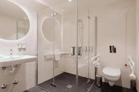 Hampton by Hilton Vienna City West in Wenen — foto 19