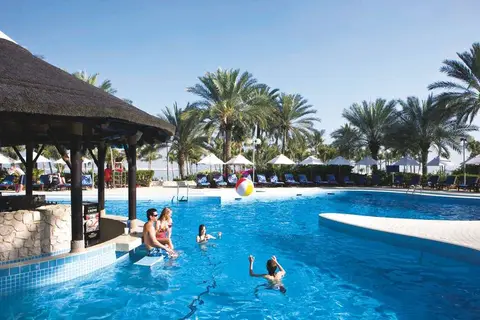 JA Beach Hotel in Palmito Pool Bar — foto 19