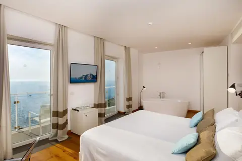 Villa Fiorella Art Hotel in Massa Lubrense — foto 11