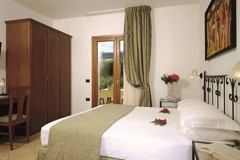 Blu Hotel Morisco Village in Cannigione — foto 4
