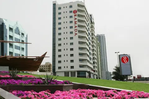 Ramada by Wyndham Beach Hotel Ajman in إمارة عجمان