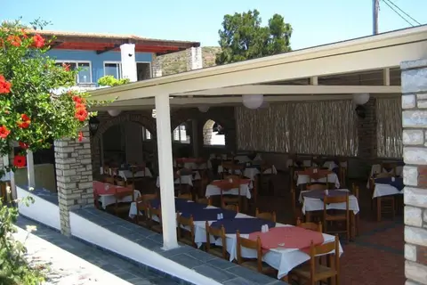 Zefiros Beach Hotel in Μυκάλη — foto 25