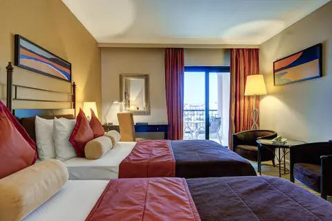 Corinthia Hotel St George's Bay, Malta in San Ġiljan — foto 13