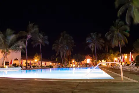 Ocean Bay Hotel in Serrekunda — foto 29