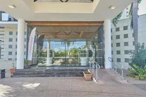 Tsokkos Gardens Hotel Apartments in Παραλίμνι — foto 21