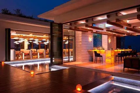 The St. Regis Saadiyat Island Resort in Saadiyat Island, Abu Dhabi — foto 28