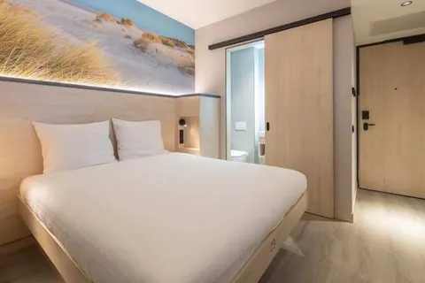 Fox Hotel The Hague Scheveningen in The Hague — foto 7