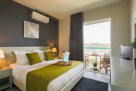 Vigles Sea View in Καλύβια — foto 15
