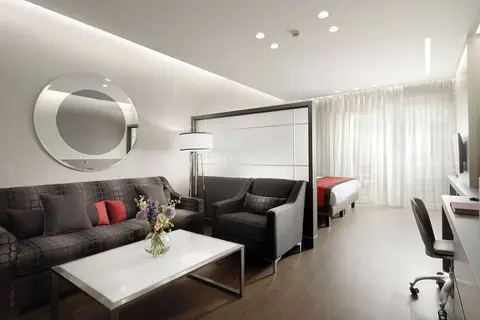 Holiday Suites Arnis Street in Athene — foto 13