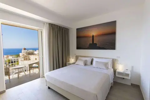 Est Hotel in Santa Cesarea Terme — foto 2