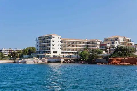 Zeus Essence Ramada by Wyndham Athens in Nea Makri Municipal Unit, foto 11
