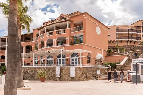 Hotel De L Esterel in Saint-Raphaël — foto 9