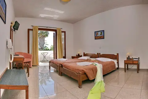 Pela in Σκάλα Καλλονής — foto 16