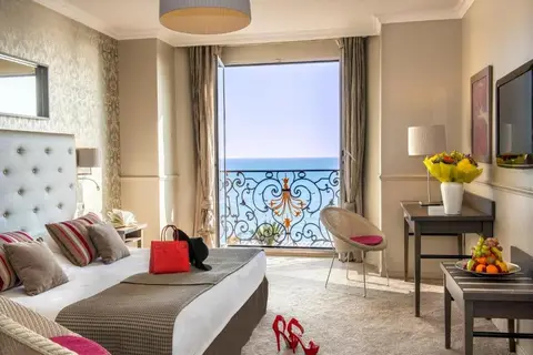 Hotel Le Royal À Nice in Menton — foto 23