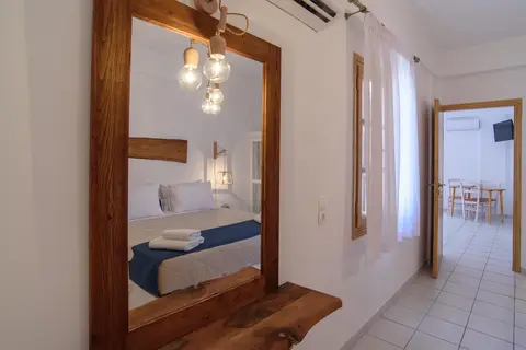 Santorini Crystal Blue Boutique Hotel in Thira Municipal Unit, foto 14