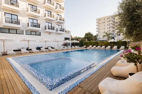 Chimaera Hotel in Durrës — foto 29