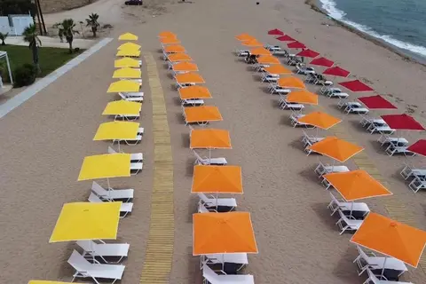 Buka Sandy Beach in Messini — foto 19