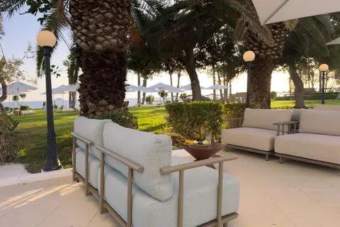 Louis Imperial Beach in Paphos — foto 17
