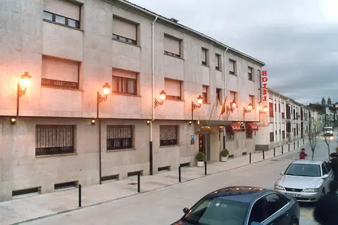 Hotel San Lorenzo in Santiago de Compostella — foto 17