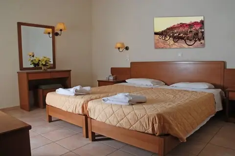 John Mary Apartments in Δημοτική Ενότητα Γουβών — foto 2