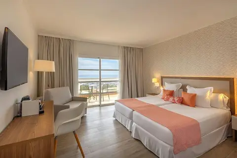 Alua Atlántico Golf Resort in Urbanización El Guincho — foto 12