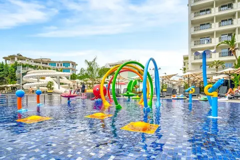 Bonita Luxury Resort in Golem — foto 30