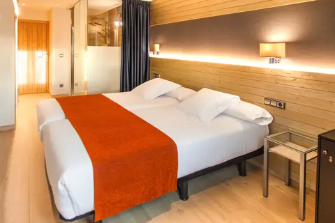 Hotel Avenida in A Coruña — foto 27