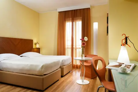 UNAHOTELS Mediterraneo Milano in Milaan — foto 17