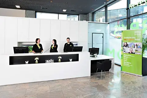 harry's home Wien Millennium Tower in Wenen — foto 8