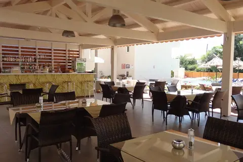 Sunday Hotel in Ιαλυσός — foto 5