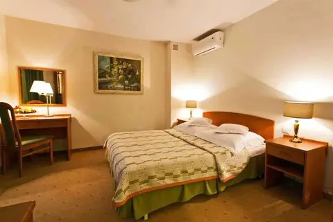 Logos Hotel in Krakau — foto 11