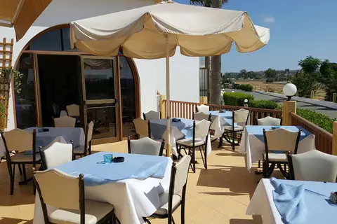 Cosmelenia Hotel Appartementen in Αγία Νάπα — foto 11