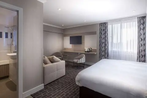 Hotel City Sleeper at Royal National Hotel in Londen — foto 7